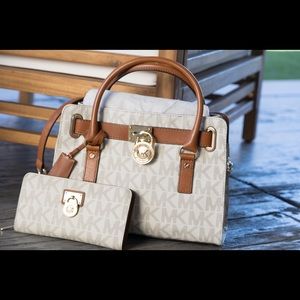 Michael Kors purse and matching wallet